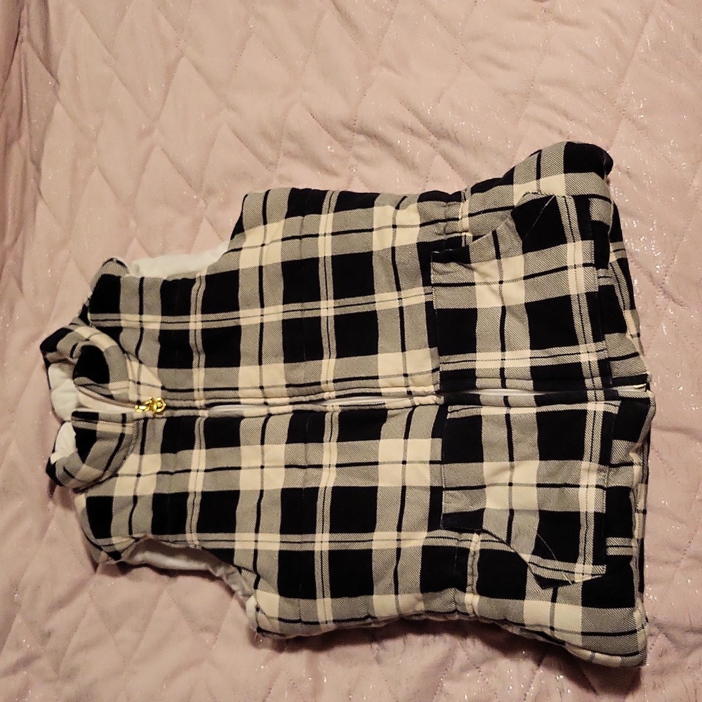 Lady's CHAPS vest jacket.